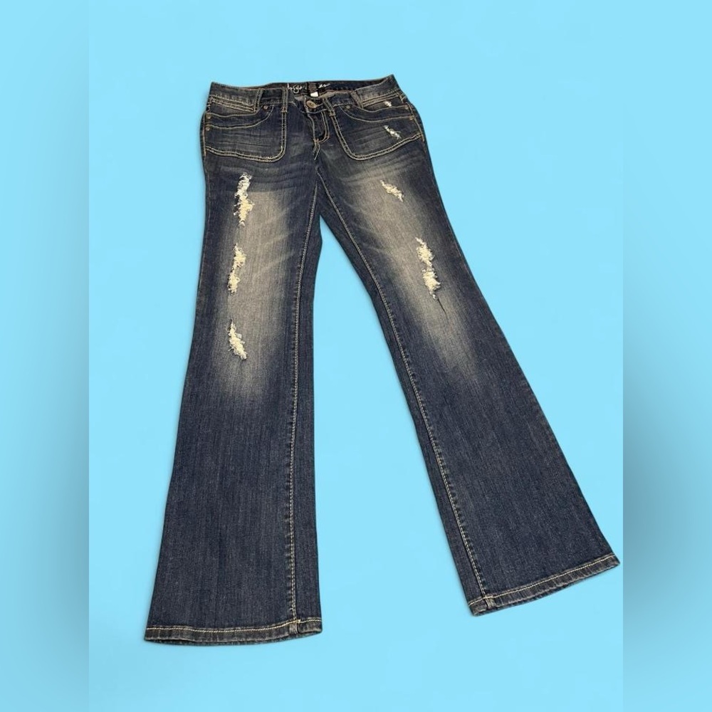 Ariya Women's Boot Cut Jeans In Blue